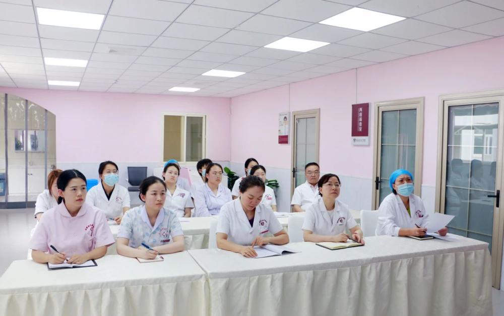 强化母婴健康防线，以专业守护母婴健康 l 西安现代妇产医院开展三病项目专项培训